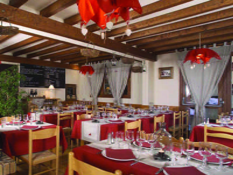 Hôtel L'Aigle Rouge à La Plagne Extérieur photo